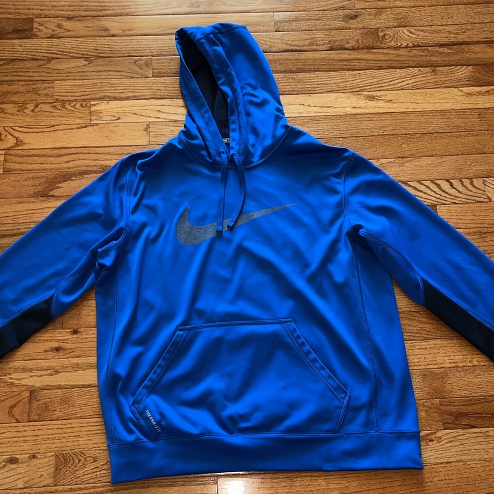 NIKE THERMA-FIT HOODIE
